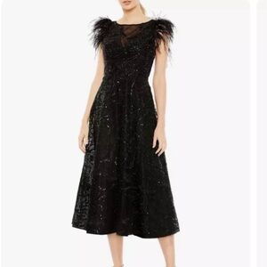 Macduggal designer gown special occasion cocktail wedding retail $850 worn once